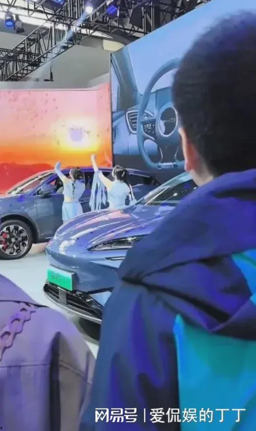 比亚迪吃瓜爆料事件视频,揭秘背后真相与争议 第2张 比亚迪吃瓜爆料事件视频,揭秘背后真相与争议 第2张